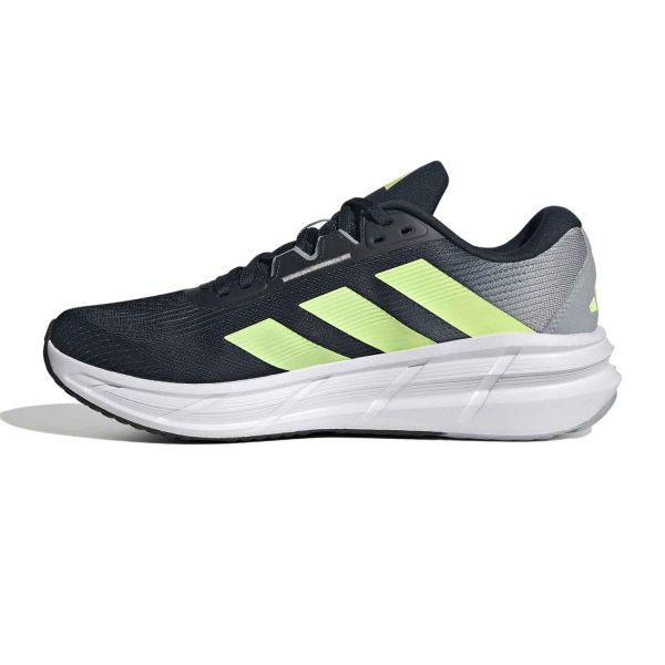 adidas Questar 3 M