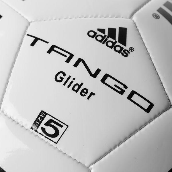 adidas Tango Glider Football